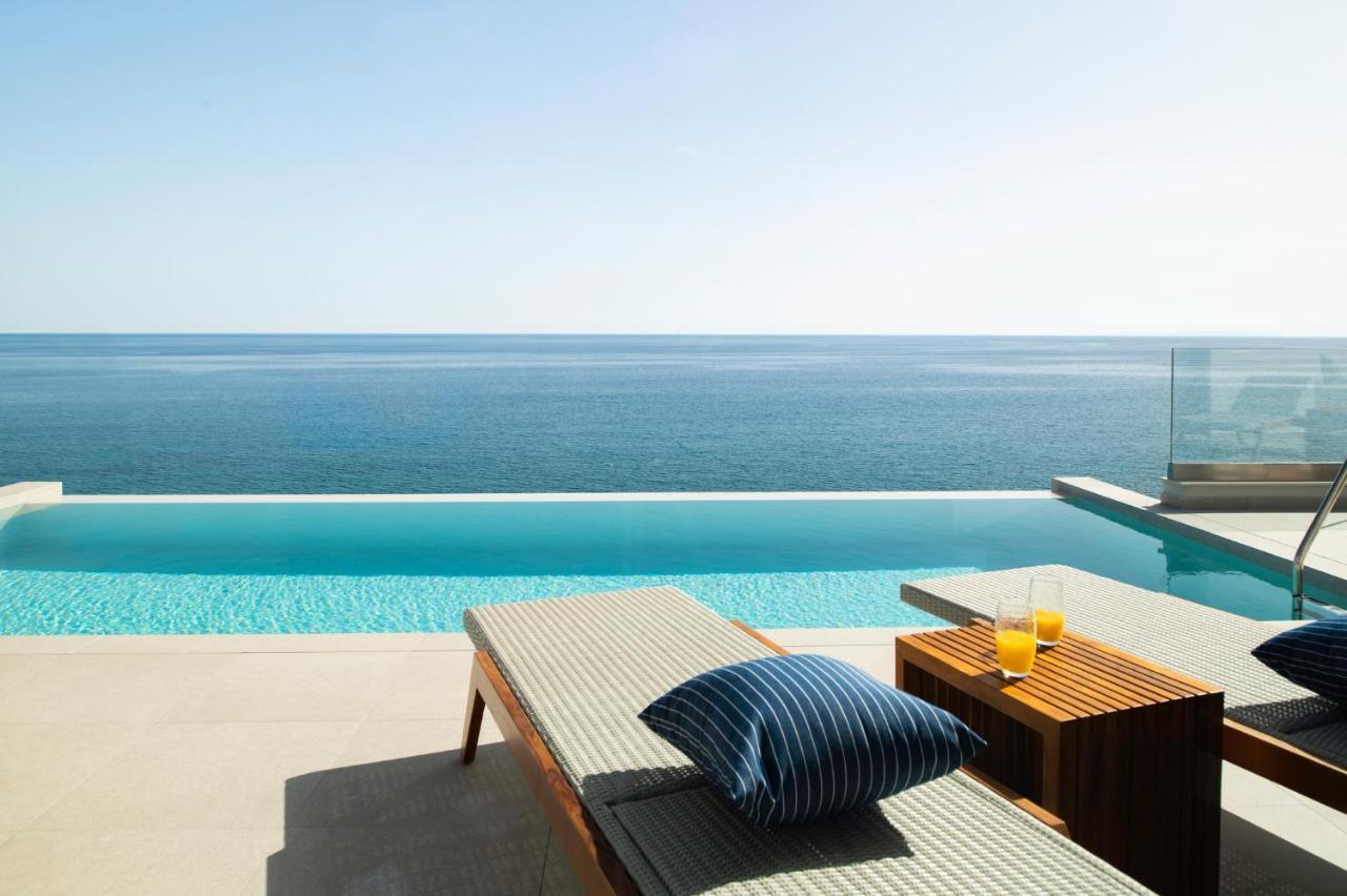 Rozities Luxury Beachfront Villa Kerames Extérieur photo