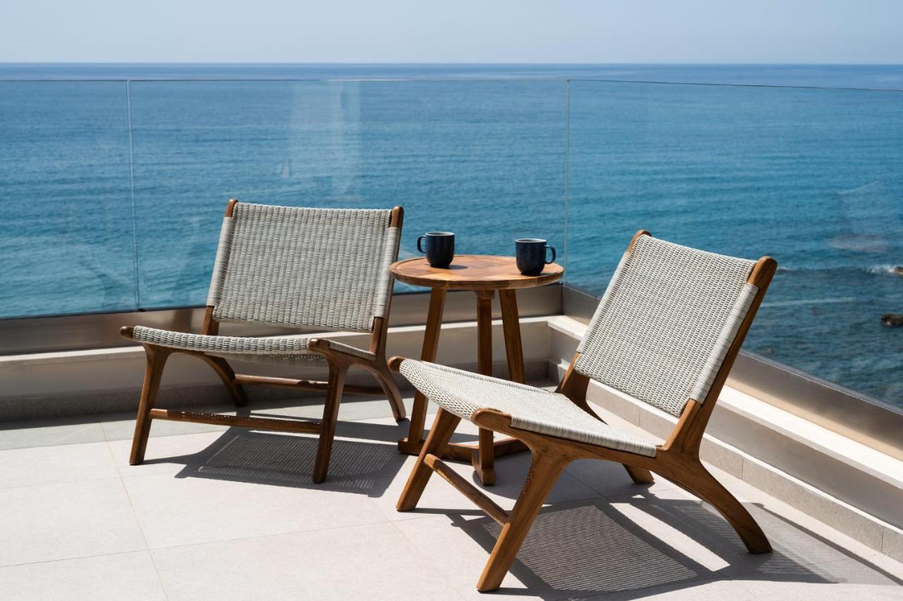 Rozities Luxury Beachfront Villa Kerames Extérieur photo